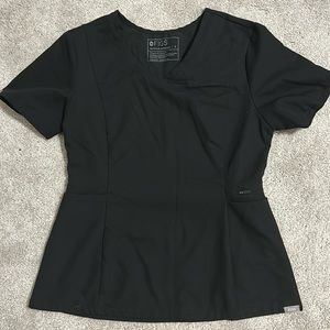 🤩Like new Figs brand scrub top. Small.